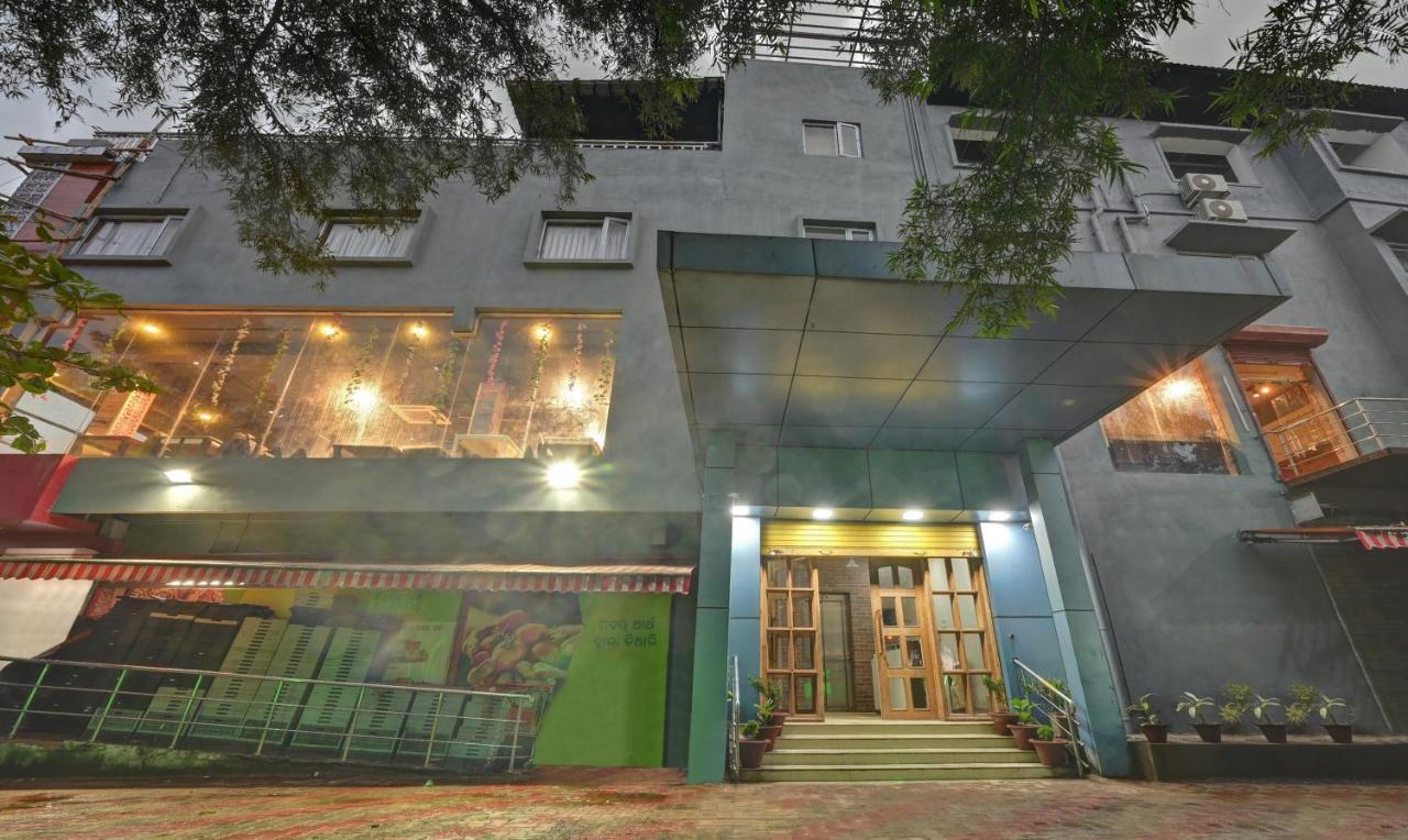 Treebo Paradise Premium Rasulgarh Bhuvanesvar Kültér fotó
